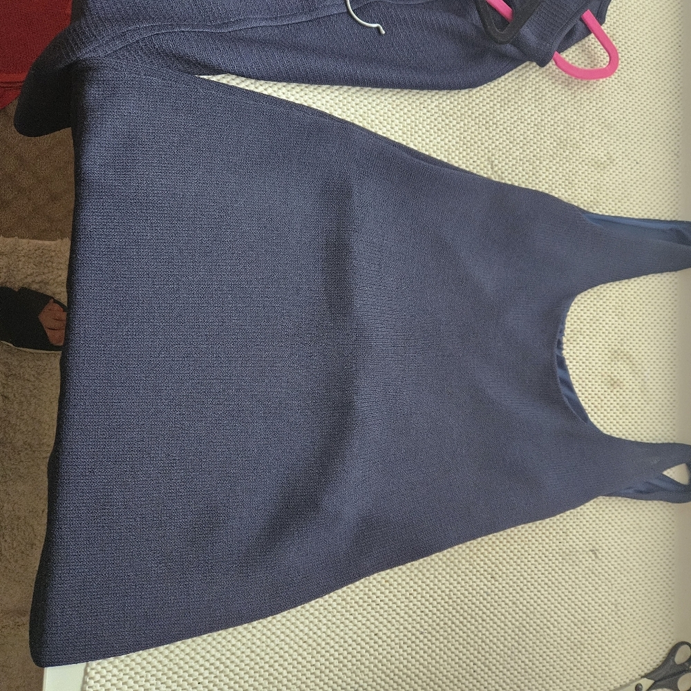 Dress - Picture 5 of 6